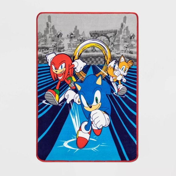Sonic The Hedgehog Race Off Super Soft Fleece Kids' Throw Blanket 46" x 60" - Picture 1 of 5